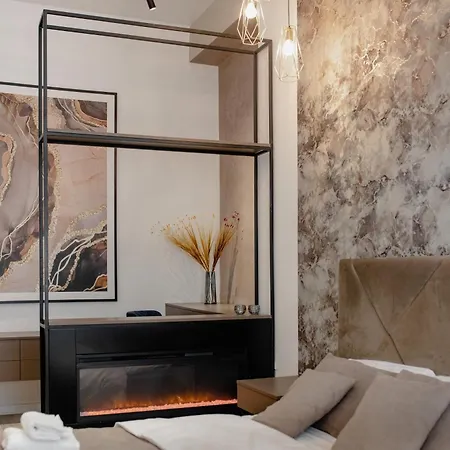 Apartament в центрі львова вул івана франка Lwów