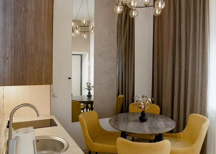 Apartament в центрі львова вул івана франка *